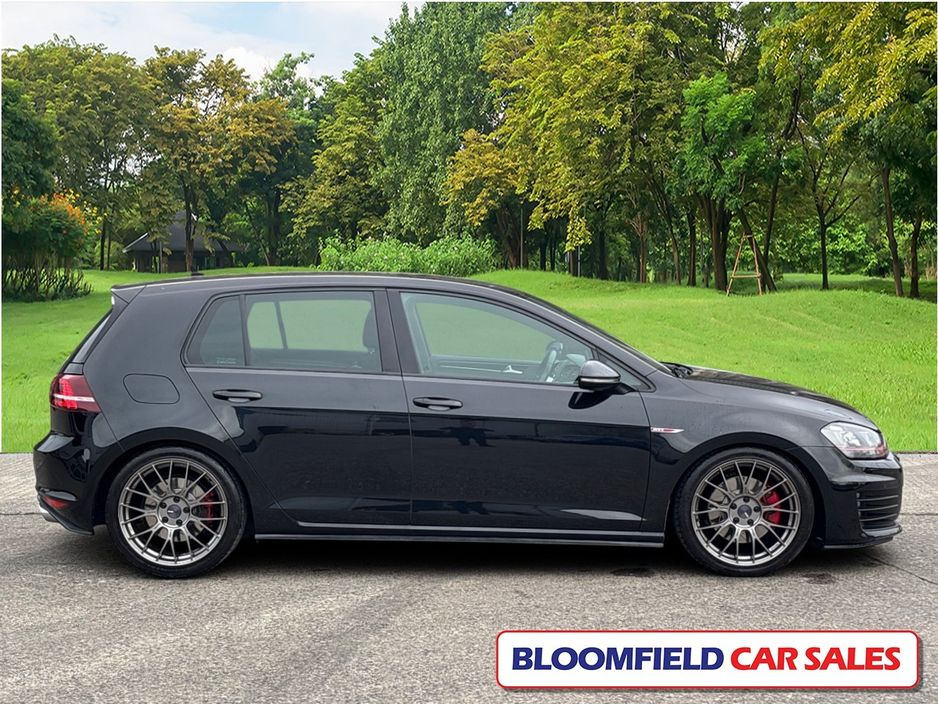 2017 Volkswagen Golf