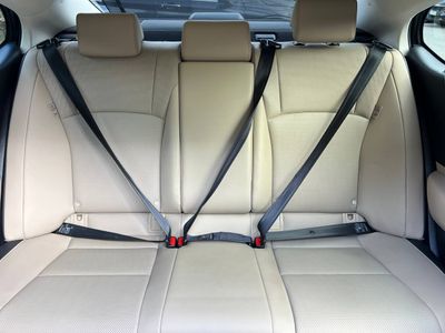 2021 Lexus ES 300h