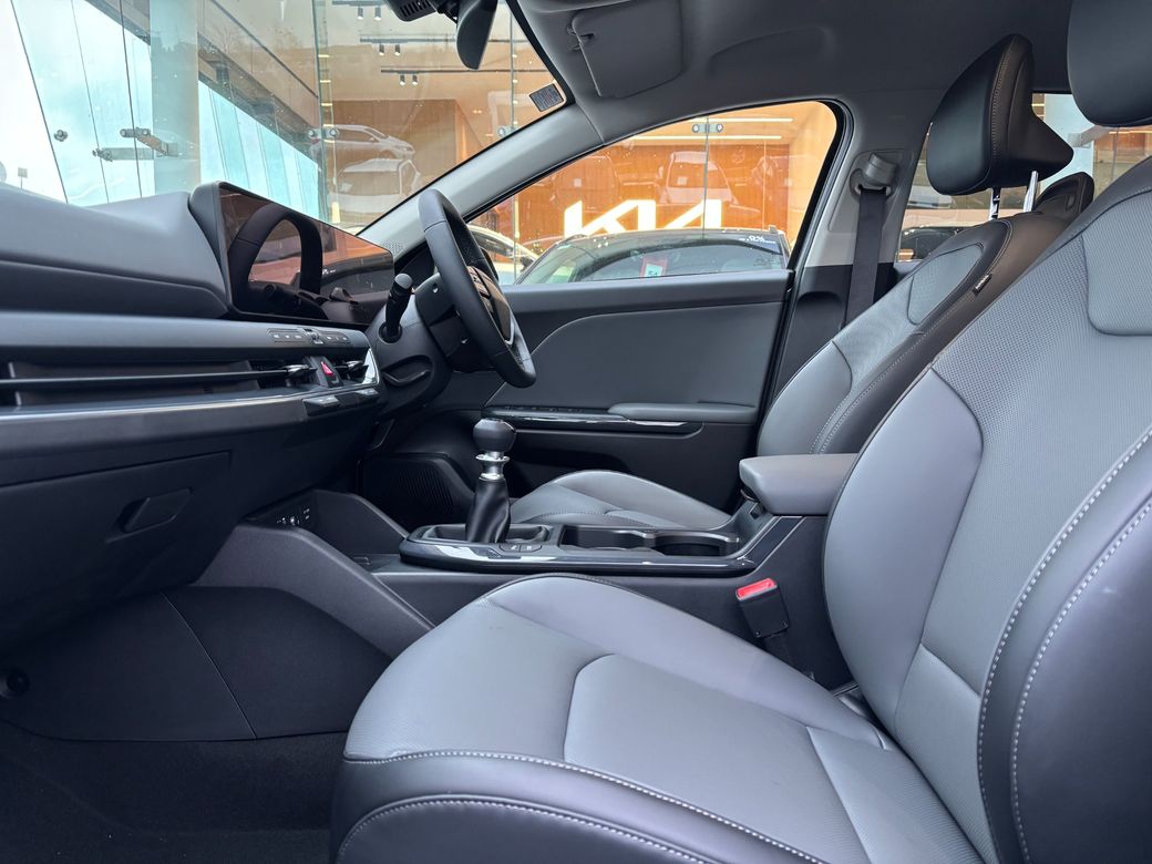 2026 Kia K4