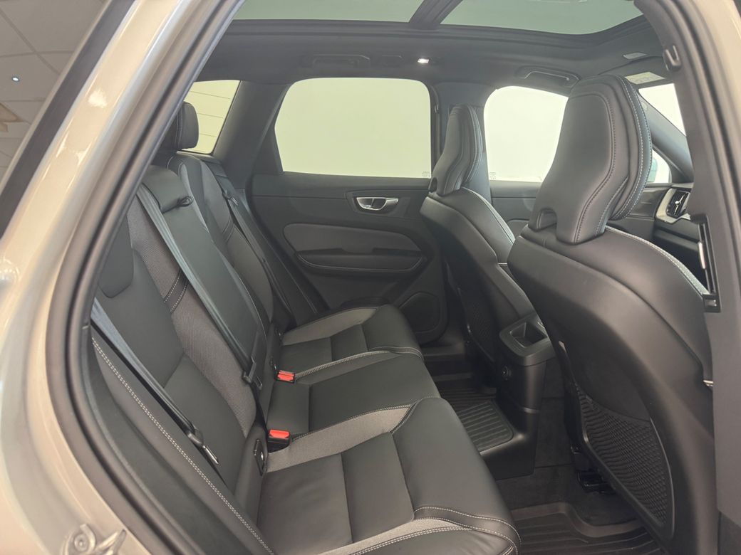 2025 Volvo XC60