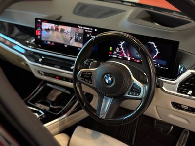 2022 BMW X7