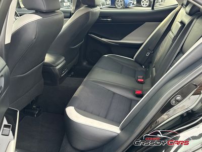 2016 Lexus IS