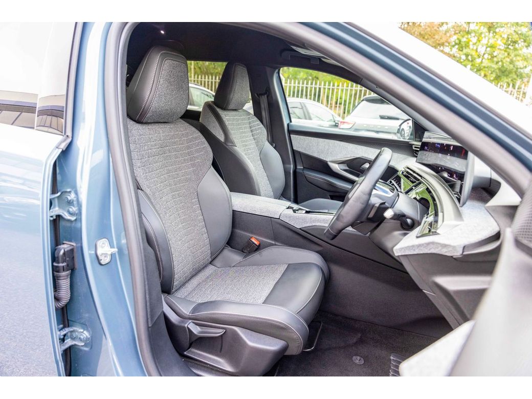 2025 Peugeot 5008