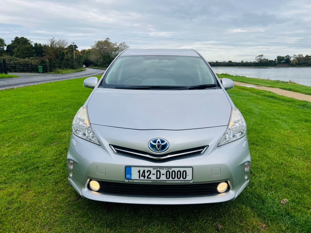 2014 Toyota Prius Alpha
