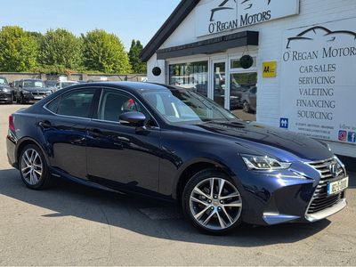 2018 Lexus IS 300h