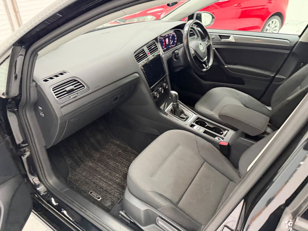 2018 Volkswagen Golf