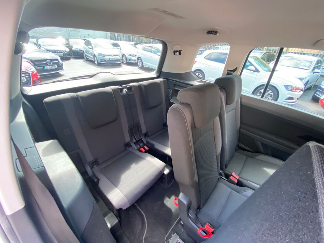2016 Volkswagen Touran
