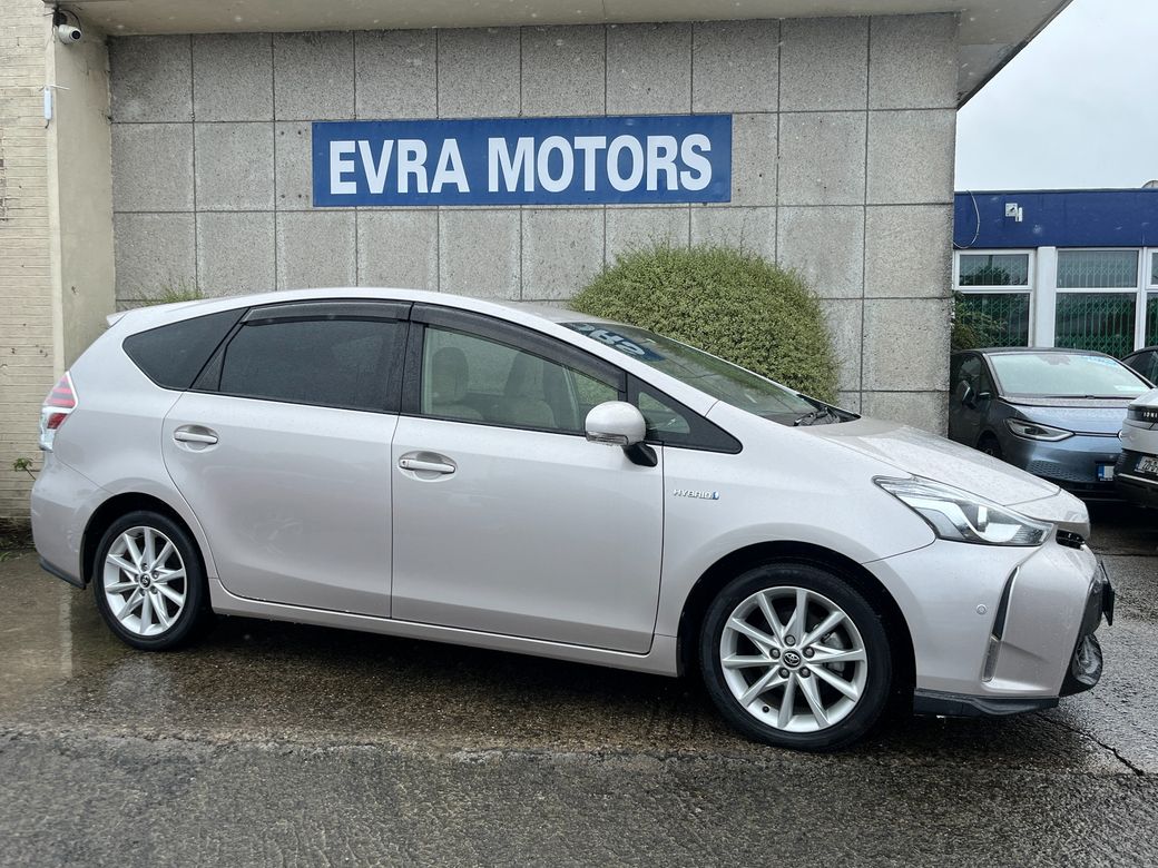 2018 Toyota Prius Alpha
