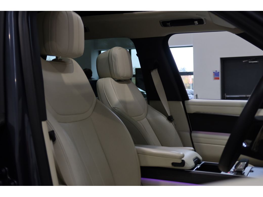 2025 Land Rover Range Rover