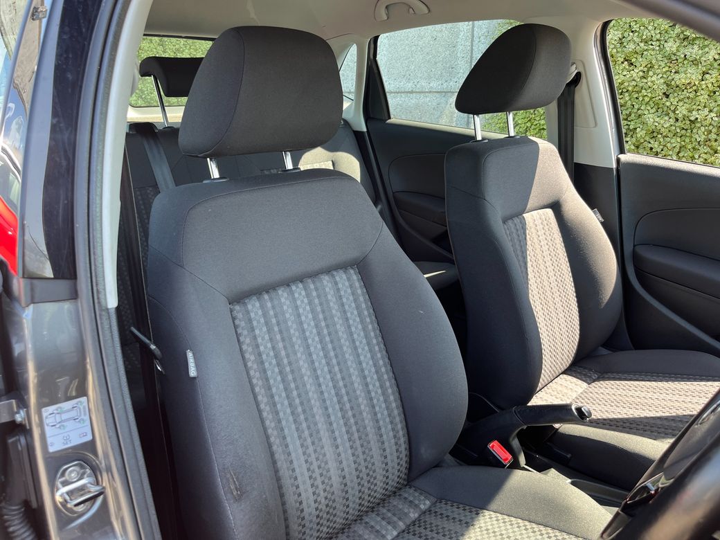 2016 Volkswagen Polo