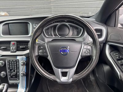2016 Volvo V40
