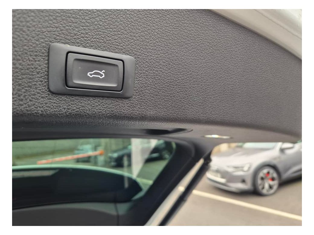 2022 Audi e-tron