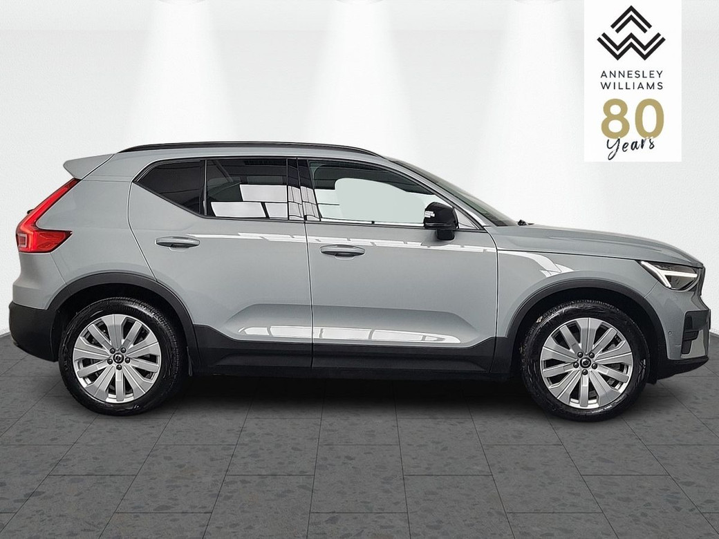 2026 Volvo EX40