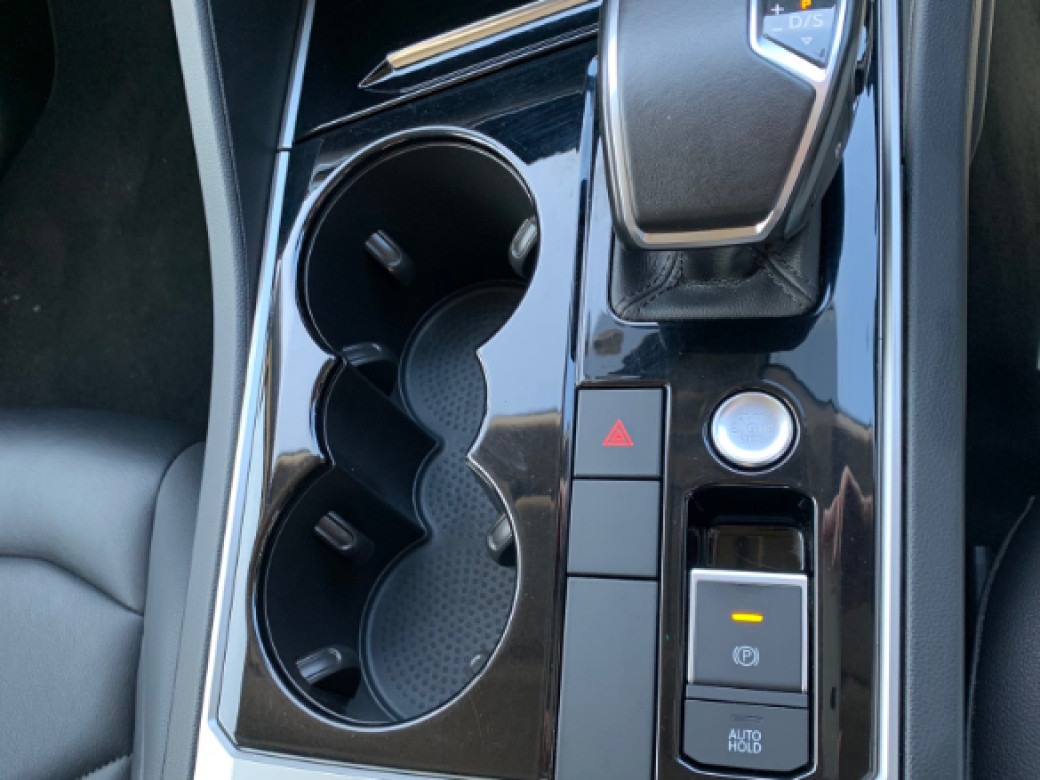 2019 Volkswagen Touareg