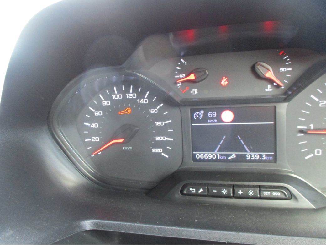 2021 Peugeot Partner