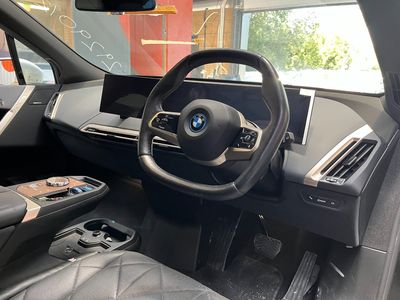 2022 BMW iX