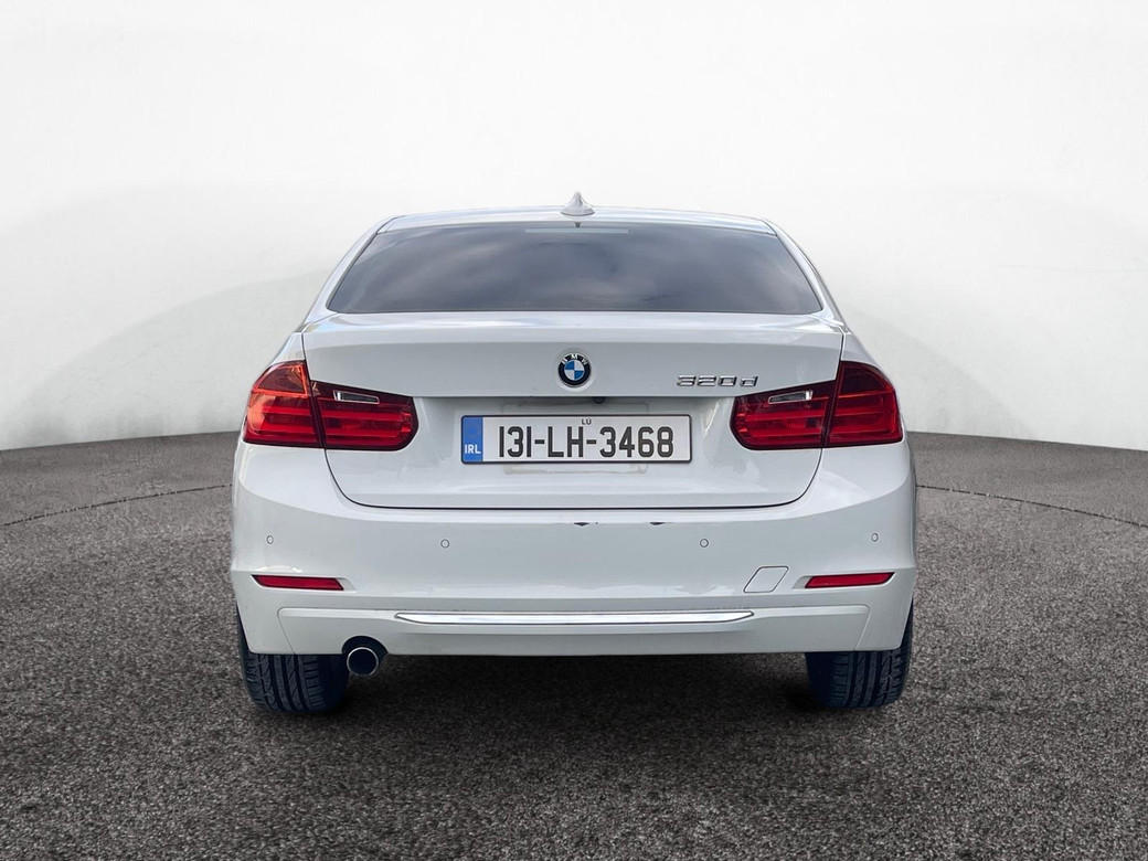 2013 BMW 320