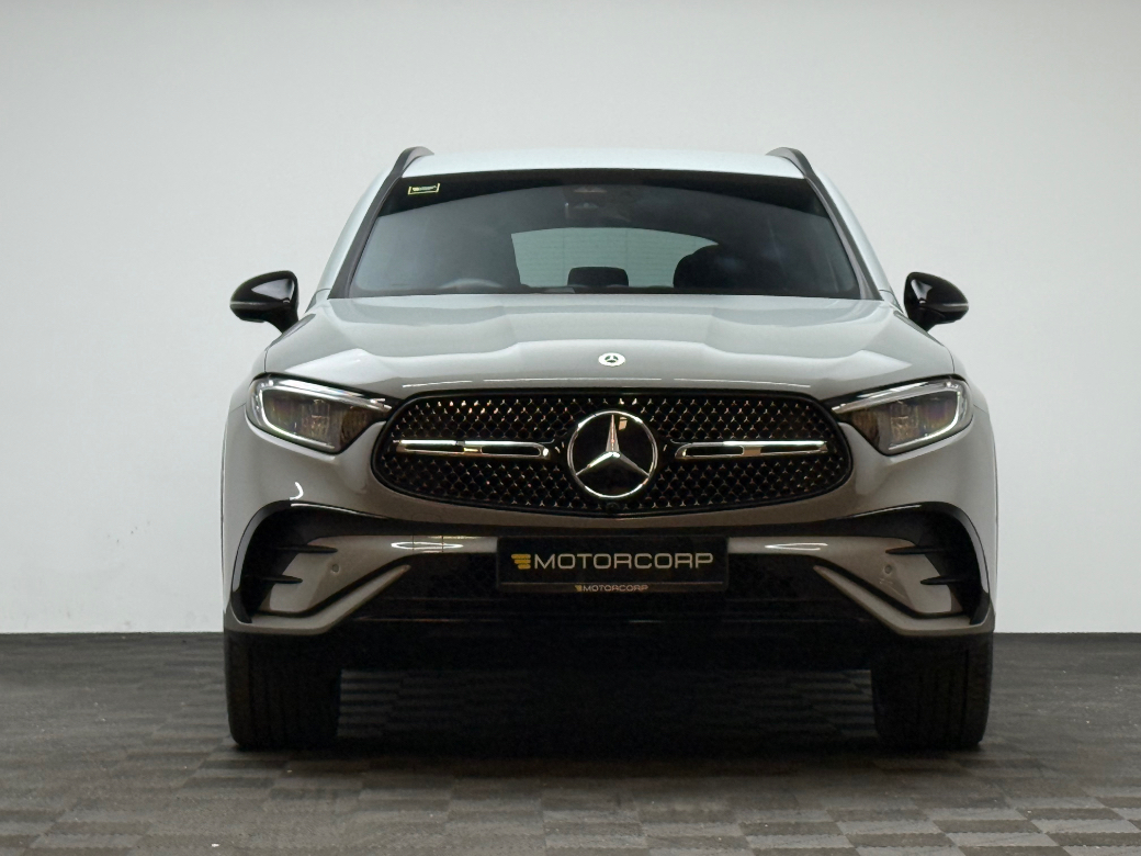 2025 Mercedes-Benz GLC Class