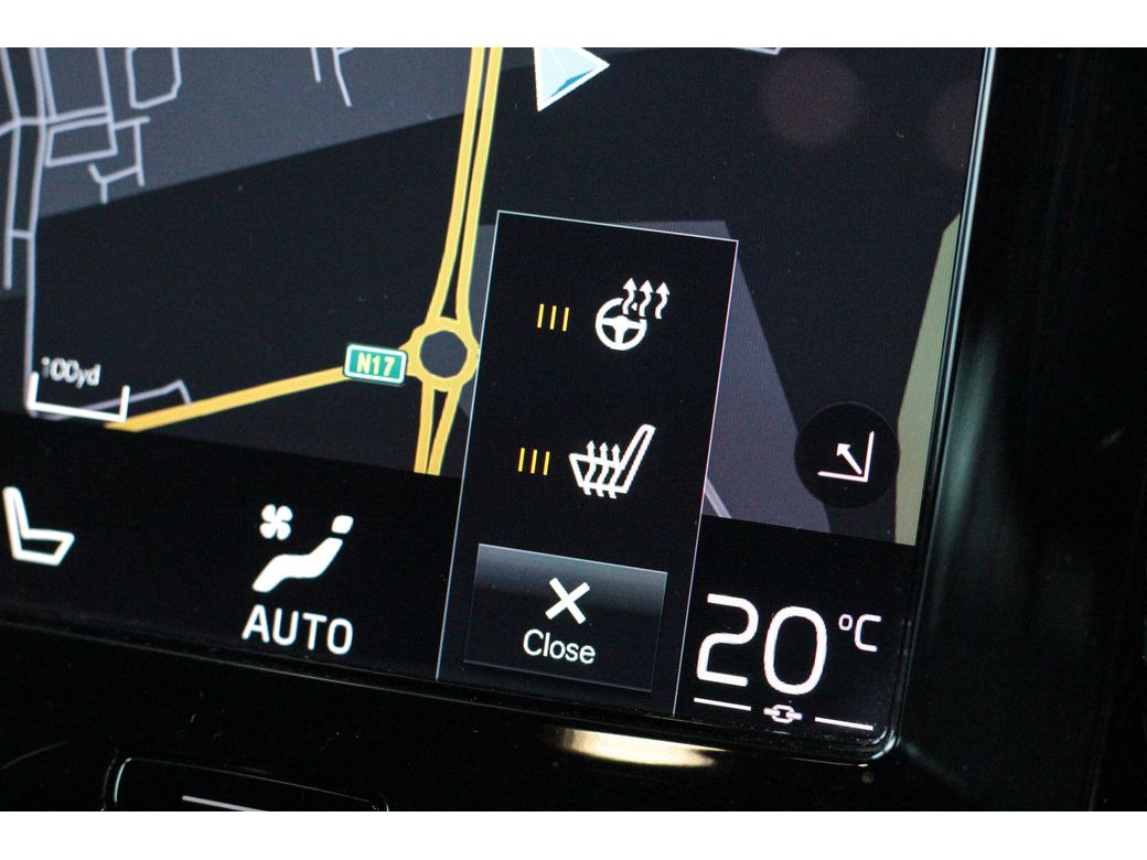 2022 Volvo XC40
