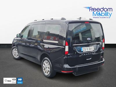 2023 Ford Tourneo