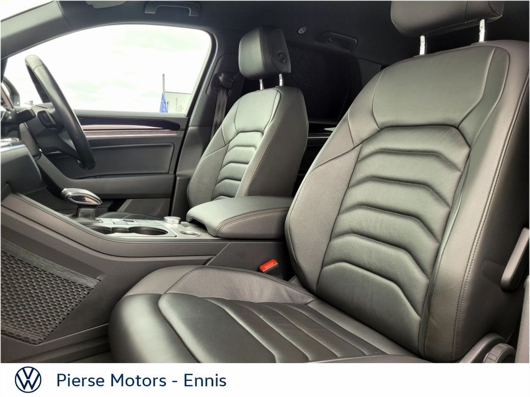 2023 Volkswagen Touareg