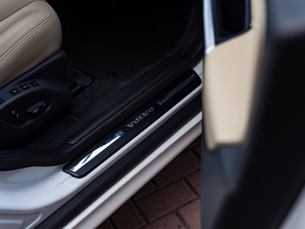2016 Volvo XC60