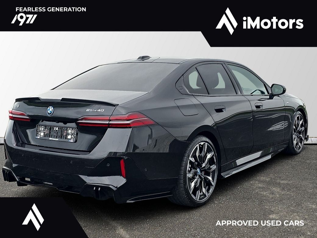 2025 BMW i5