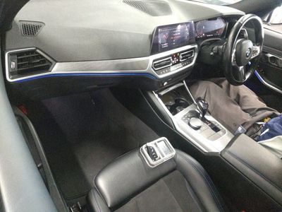 2019 BMW 320