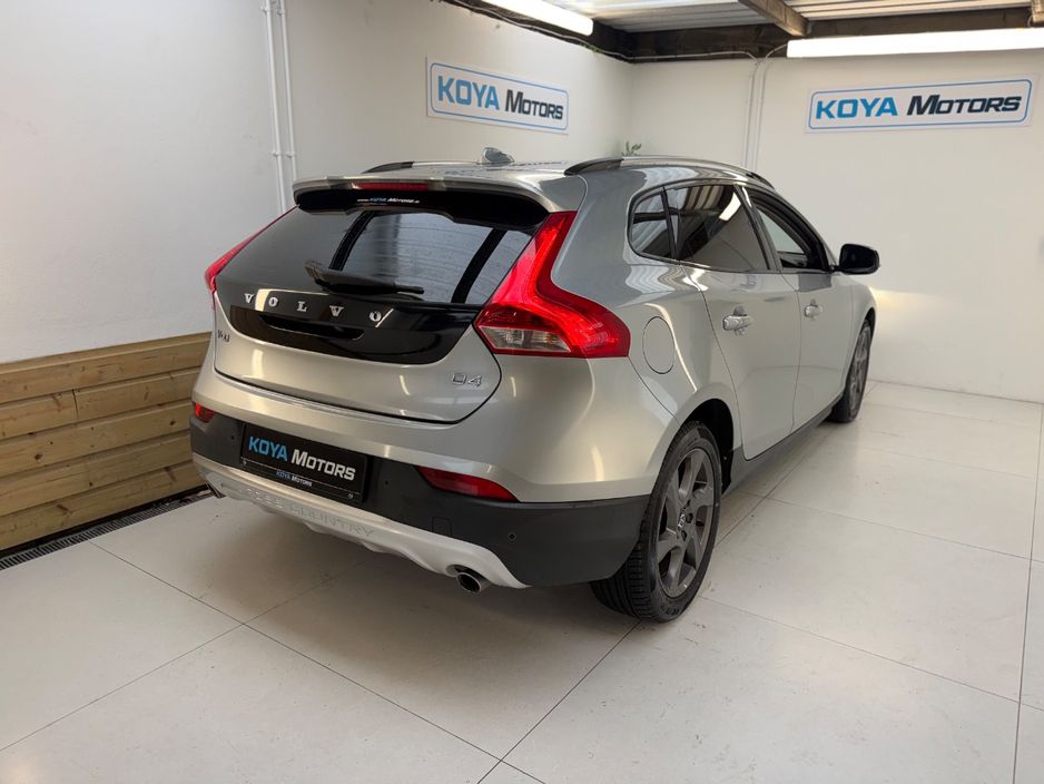 2016 Volvo V40 Cross Country