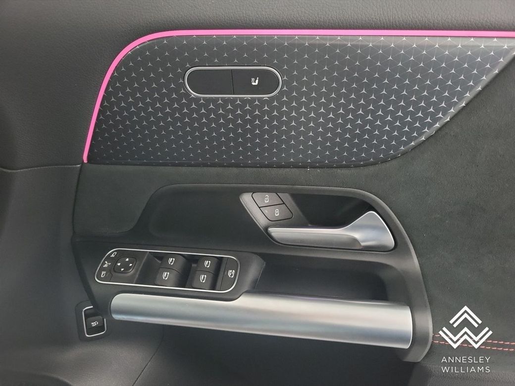 2025 Mercedes-Benz EQA