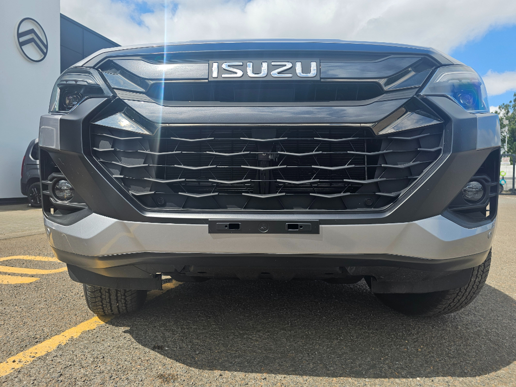 2025 Isuzu D-MAX