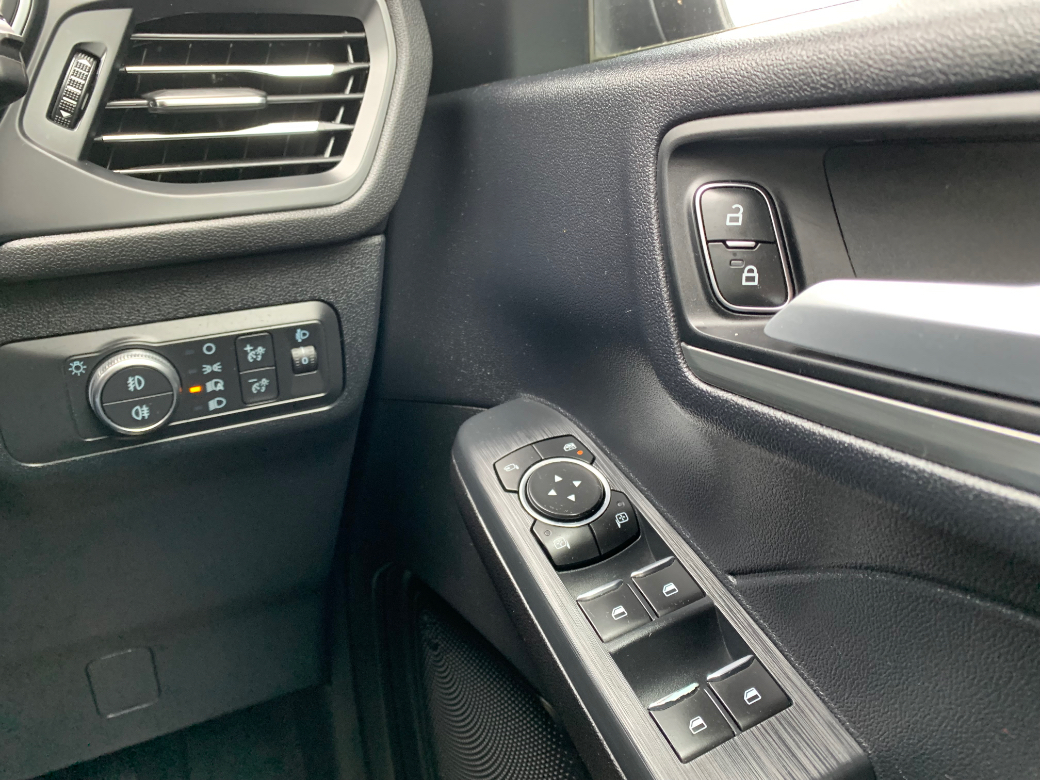 2022 Ford Kuga
