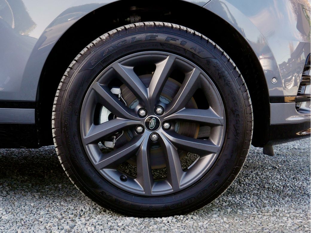 2025 Land Rover Range Rover Velar