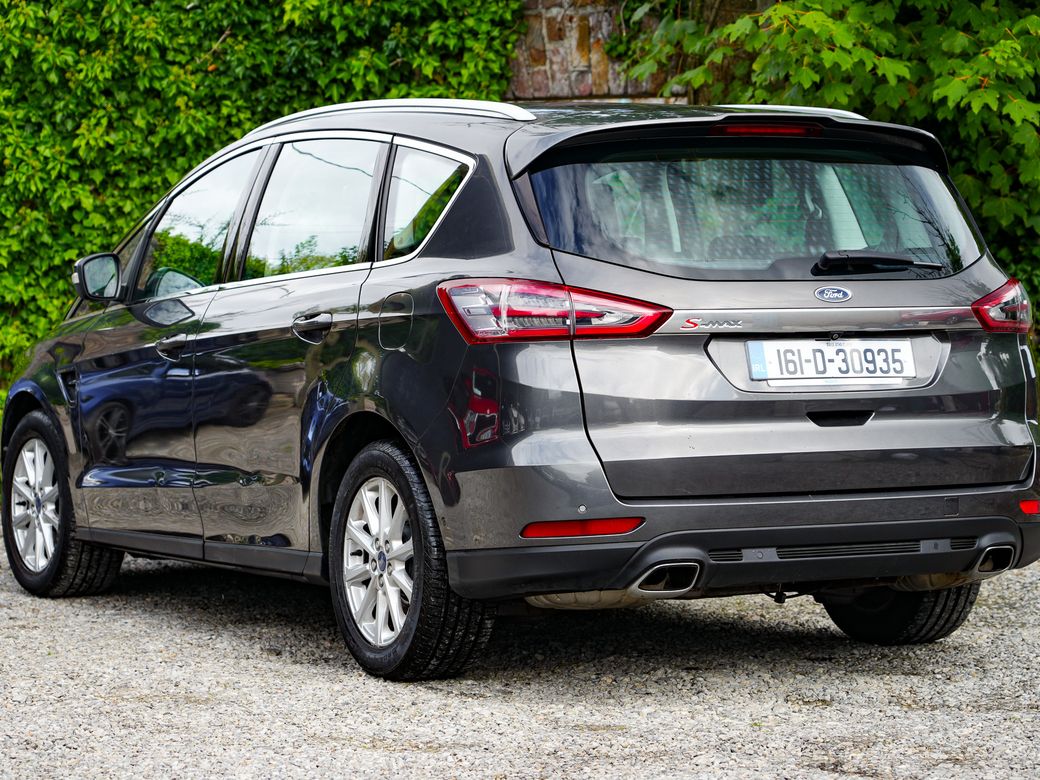 2016 Ford S-Max