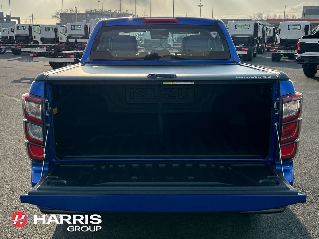 2026 Blue Isuzu D-MAX