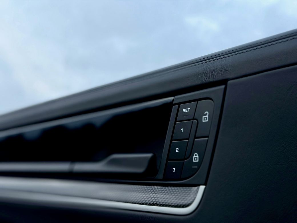 2024 Porsche Cayenne