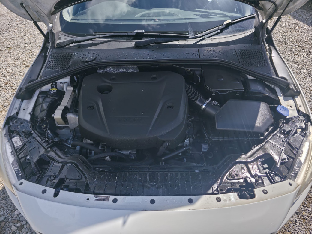 2017 Volvo V60 Cross Country
