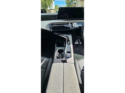 2025 Peugeot 5008