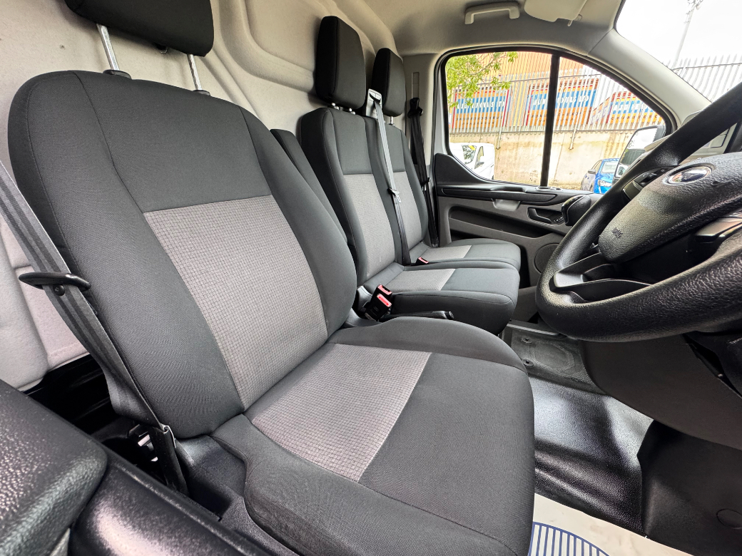 2022 Ford Transit Custom
