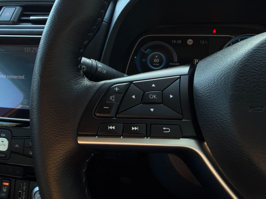 2024 Nissan Leaf
