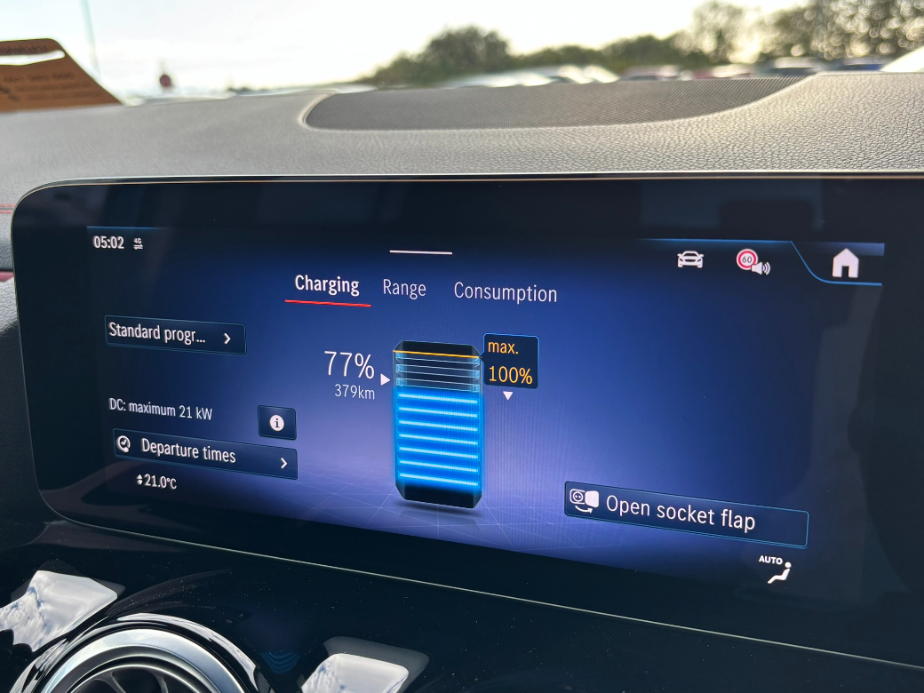 2025 Mercedes-Benz EQA