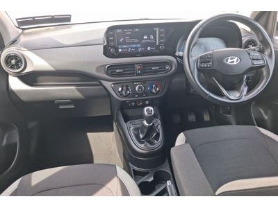 2023 Hyundai i10