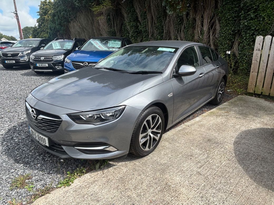 2020 Opel Insignia