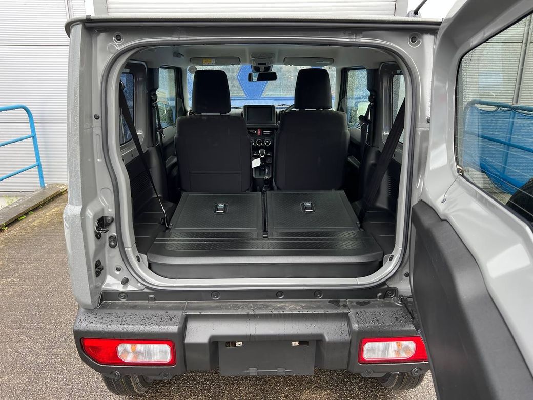 2025 Suzuki Jimny