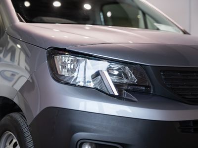 2023 Peugeot Partner