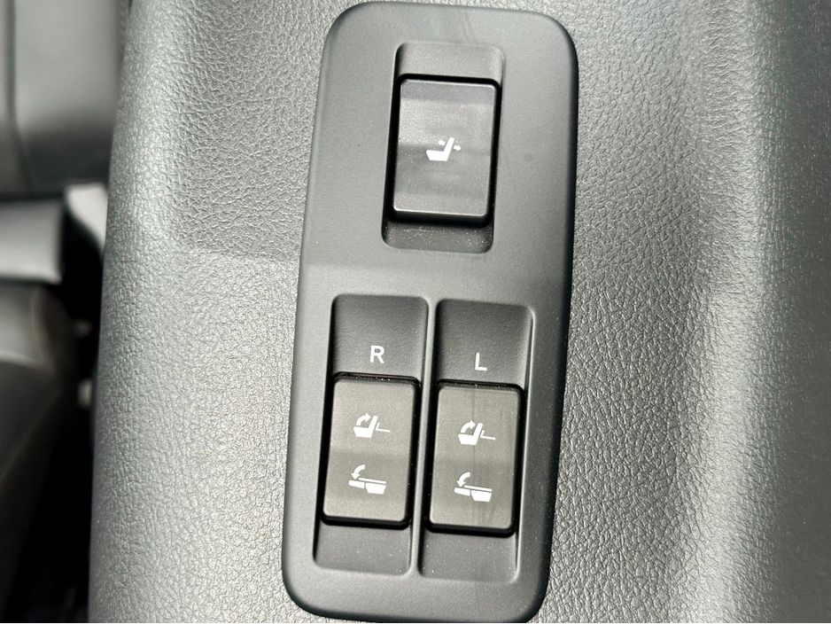 2023 Toyota Landcruiser