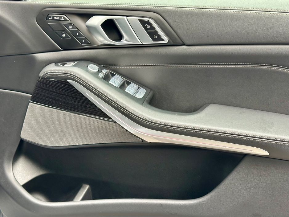 2024 BMW X7