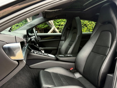 2020 Porsche Panamera