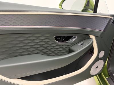 2025 Bentley Continental