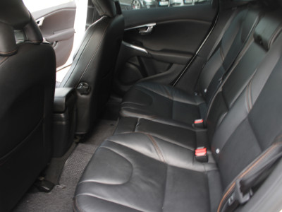 2016 Volvo V40 Cross Country